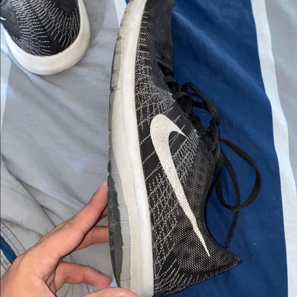 Nike Fury Running Shoes - Picture 3 of 7